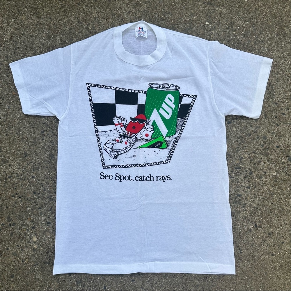 VTG  Seven Up 7Up See Spot Catch Rays Single Stitch T-Shirt Size Medium 1988